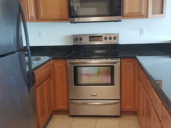 4th image of 6120 Decena Dr Unit 105