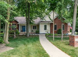 10436 Spotted Hawk Cv, Hoagland, IN 46745