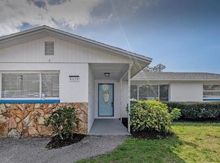 8628 Magnolia Dr, Seminole, FL 33777