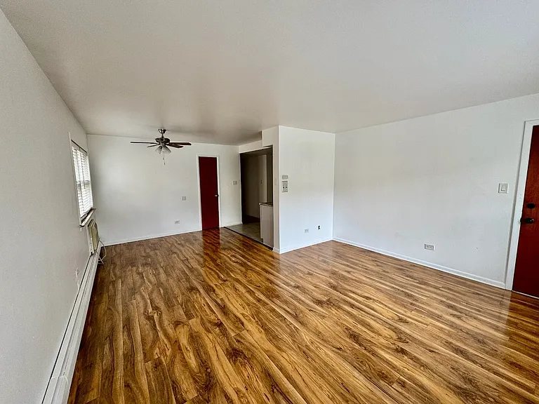 10925 S Keating Ave #1N — Photo 4