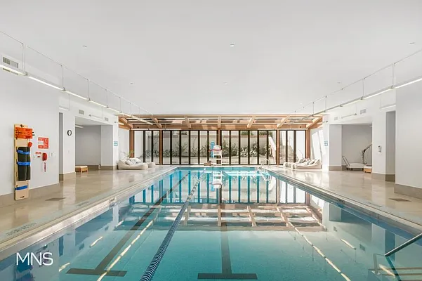 Rented by MNS | media 16