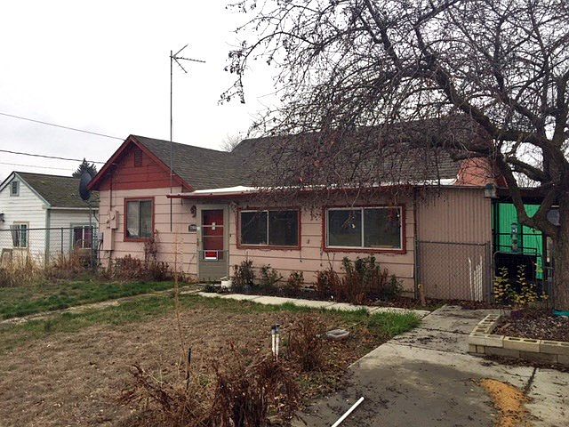 2nd image of 825 N 7th Ave