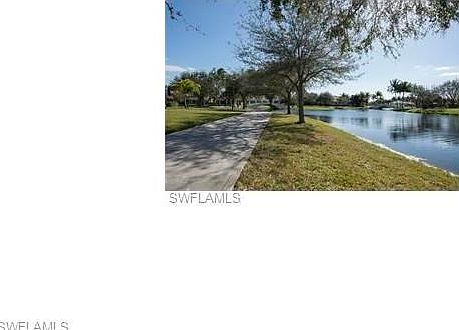 Miles of meandering lakes and walkways throughout the community