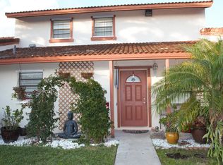 15023 SW 90th St, Miami, FL 33196