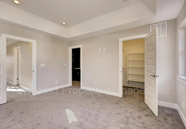 3344 N Williams St — Photo 17