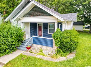 420 S Maple St, Salem, IL 62881