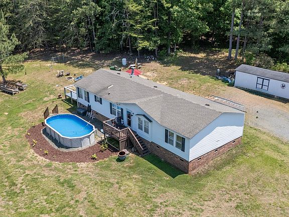 2nd image of 1190 Little Mountain Rd