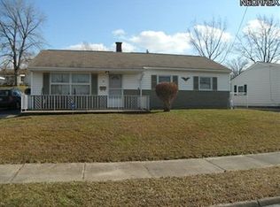 33 Whitman Ln, Youngstown, OH