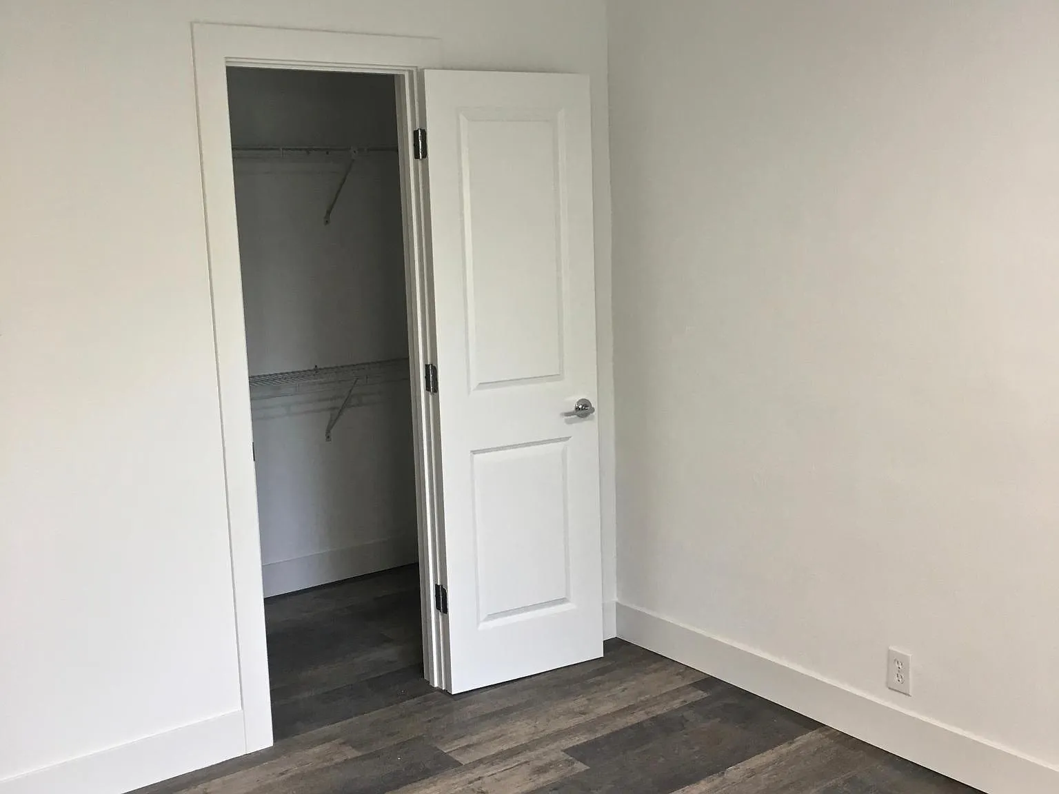 1 bed, $995 — Photo 4