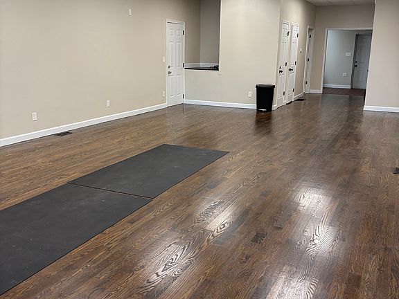 5th image of 3642 Morgan Ford Rd #1