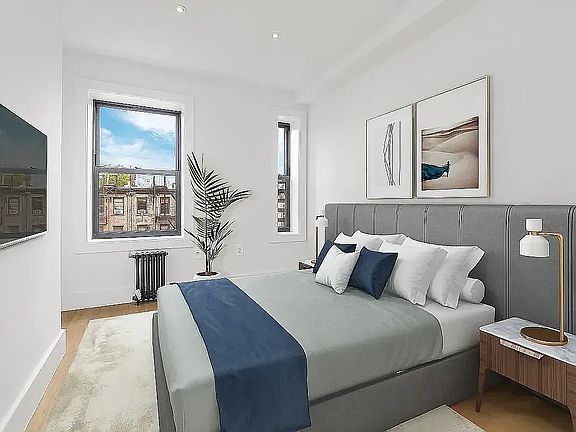 2nd image of 153 Rivington St #4