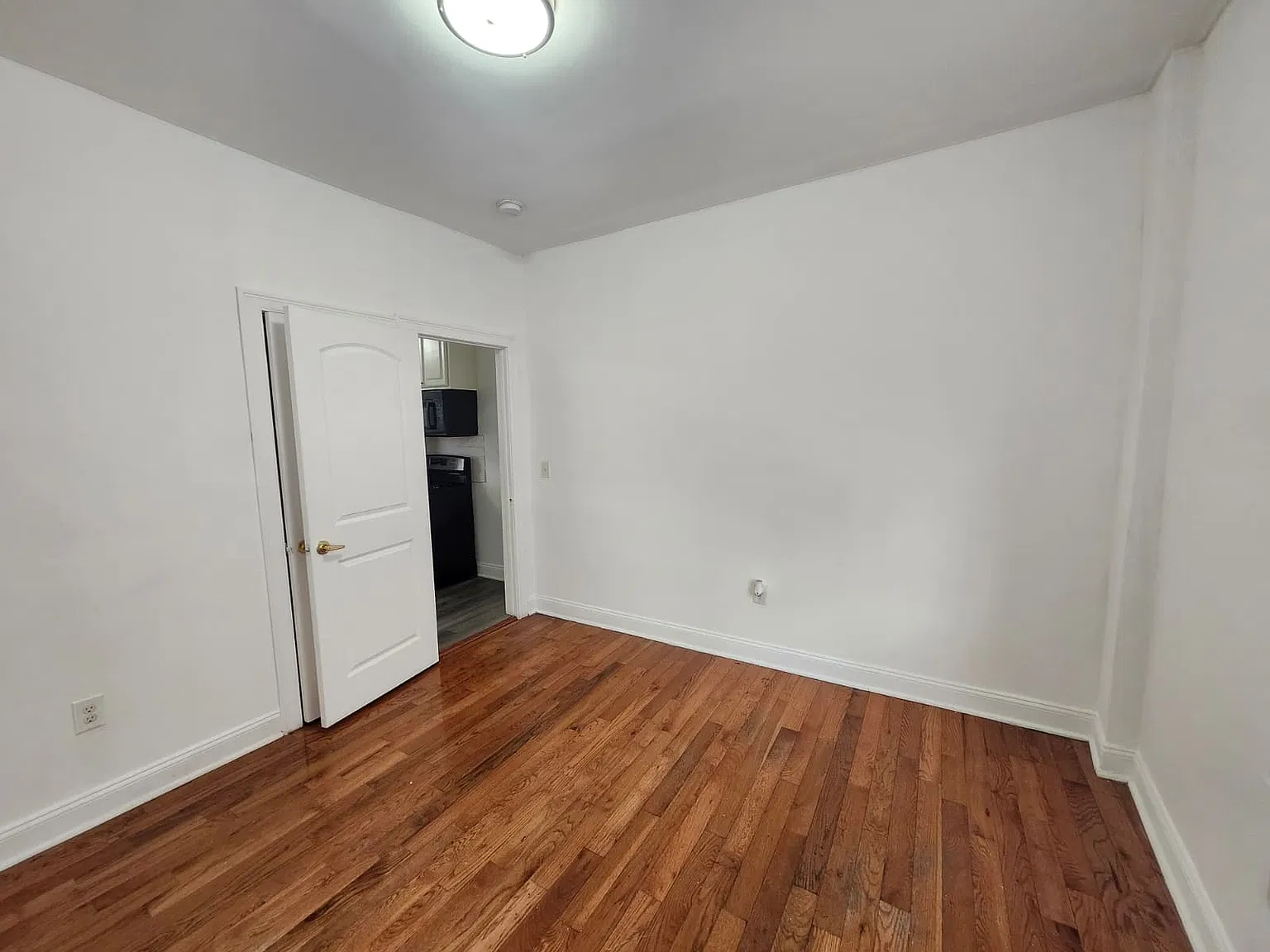 1 bed, 600 sqft, $1,750 — Photo 4