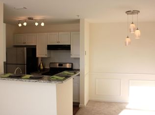 921 Avalon Dr, Hull, MA 02045