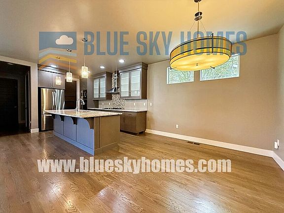 2nd image of 2552 S Trailwood Way