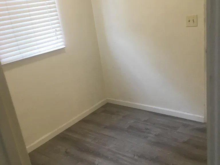 212 W Pueblo St — Photo 5