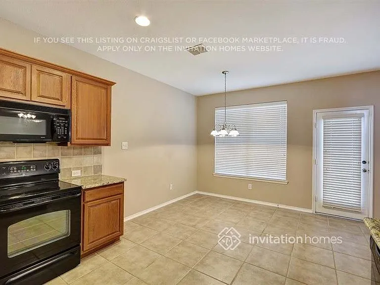 12316 Coral Dr — Photo 5