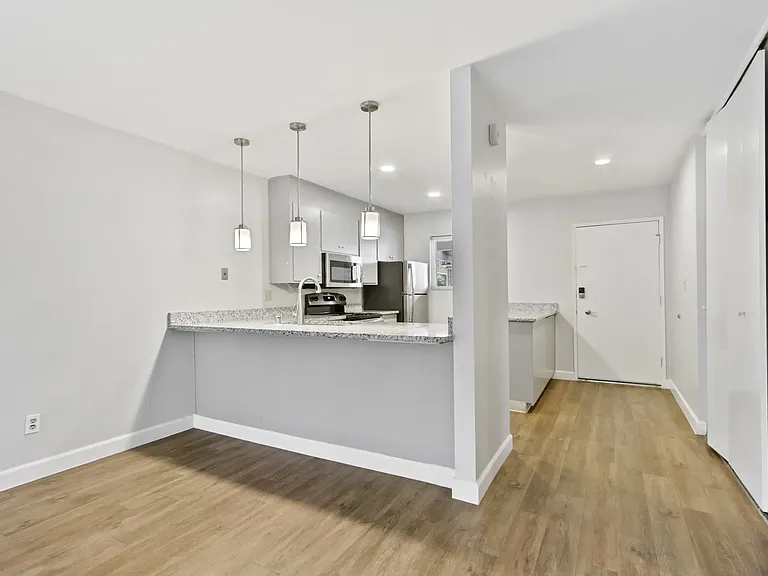 745 F St #2 — Photo 1