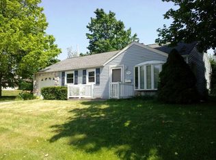 1206 Norwood Rd, Lansing, MI 48917