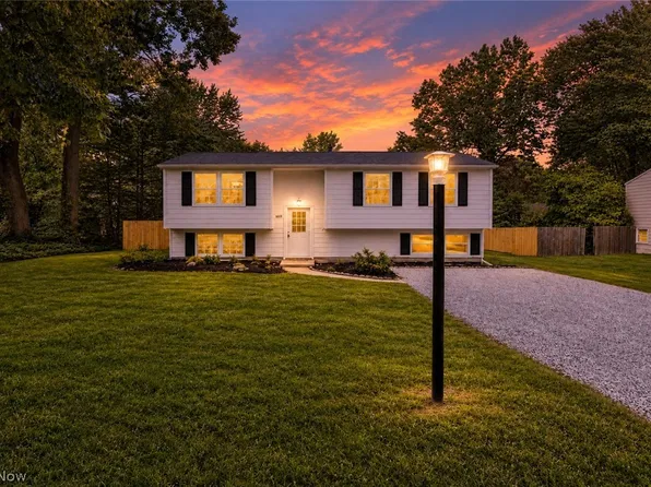 6223 Campbell Dr, Madison, OH 44057