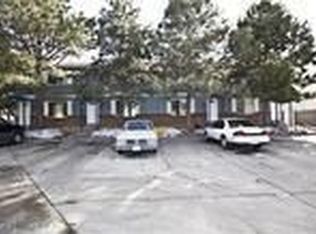 1896 Eagle St, Aurora, CO 80011