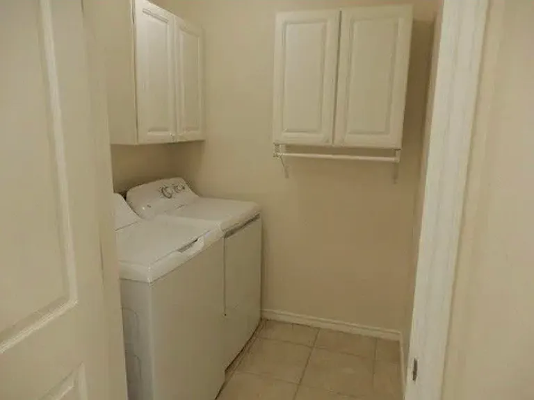 508B Hi Cir S — Photo 8