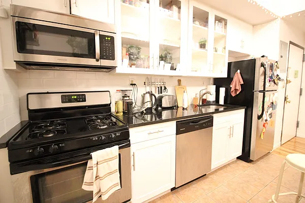 Rented by Bedford 6 Real Estate | media 16