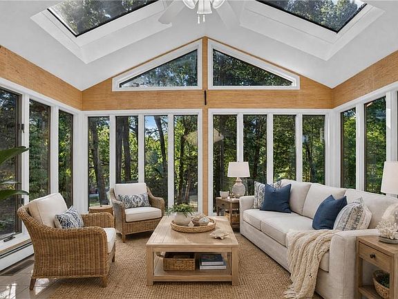 30th image of 801 Cliftwood Dr