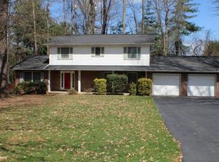 1606 Colonial Ridge Rd, Johnson City, TN 37604