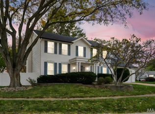 2507 Indiancup Dr, Florissant, MO 63033