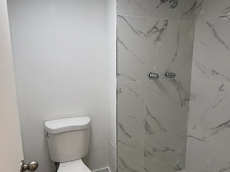 5090 SW 64th Ave #305 — Photo 6