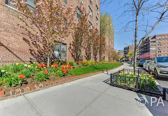 2nd image of 69-10 Yellowstone Blvd #120