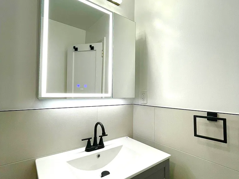1901 Avenue N #1G — Photo 14