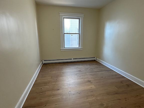 3rd image of 120-122 Elm St #1
