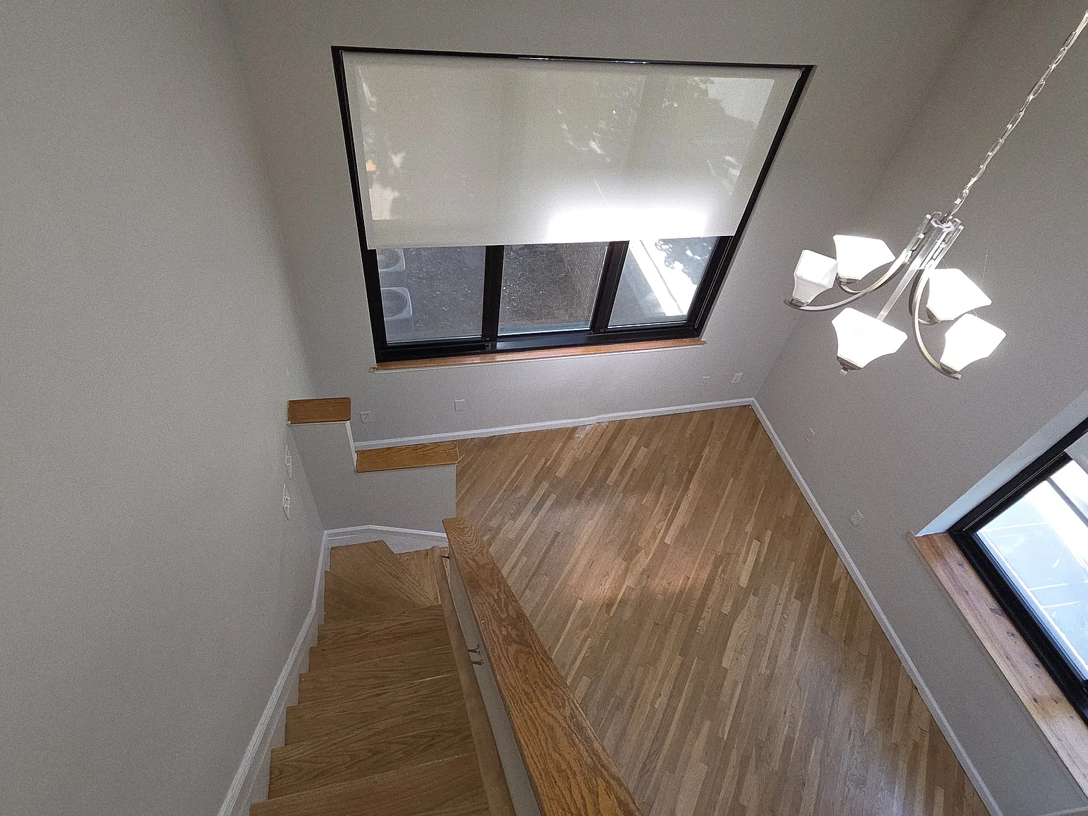 181 Erie Street — Photo 4