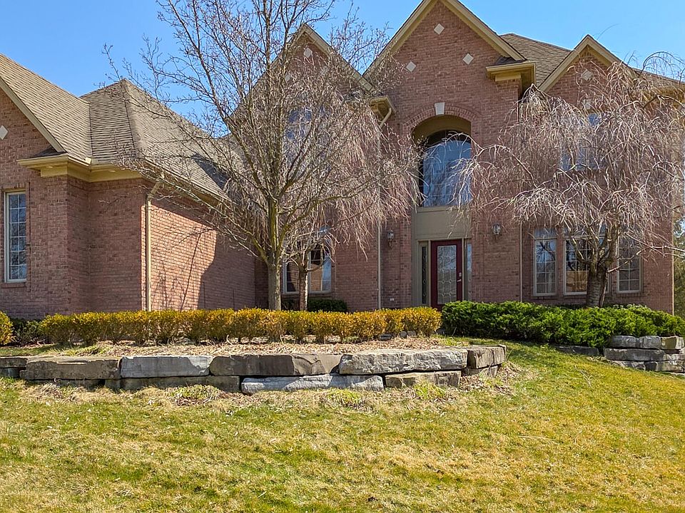 1st image of 1053 Autumnview Ct