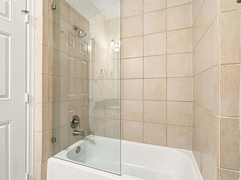 3022 Orchard Dr — Photo 16