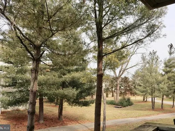 8604 Village Way, Alexandria, VA 22309