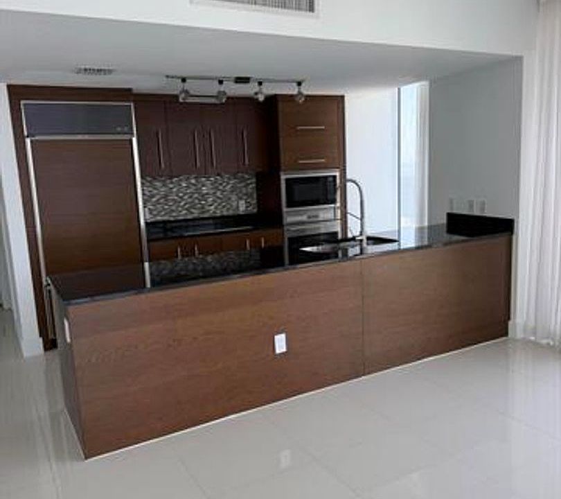 1st image of 475 Brickell Ave #Cu-4615