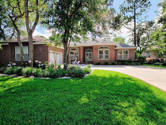 2nd image of 834 Coldwater Creek Cir