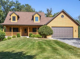 1064 Lake Summerset Rd, Davis, IL 61019