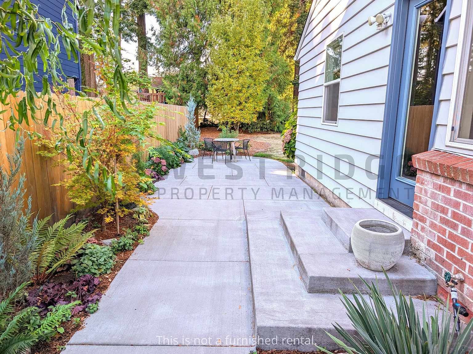 3 bed, 1651 sqft, $3,000 — Photo 3