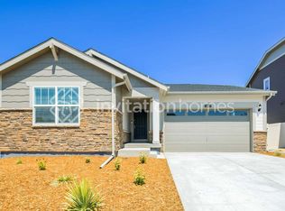 21937 E 39th Pl, Aurora, CO 80019