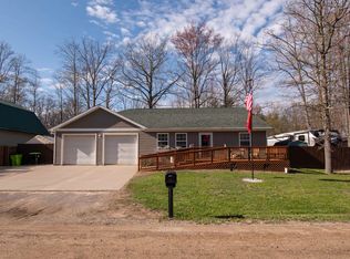 1131 Hemlock Rd, Beaverton, MI 48612