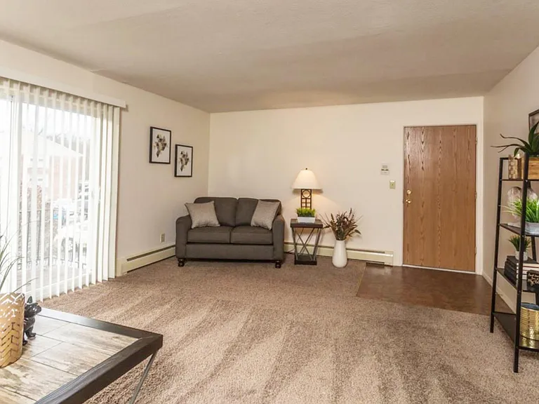 Westview Heights — Photo 14