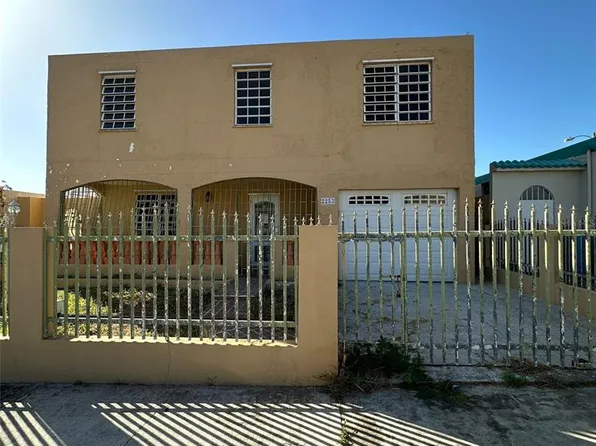 2253 L Cartajena #34, Ponce, PR 00728