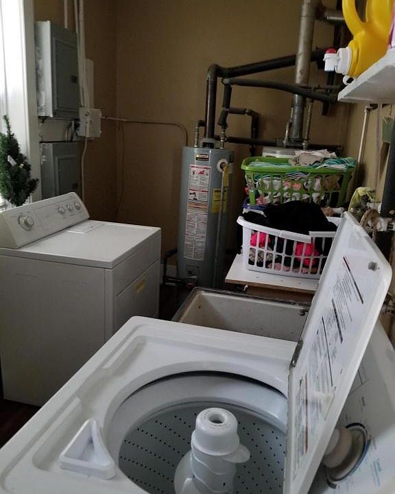 1st image of 2329 S 9th Pl