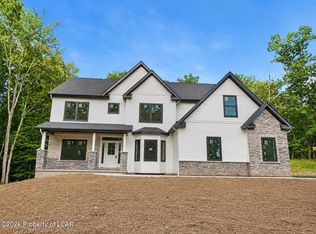 156 Heritage Way, Mountain Top, PA 18707