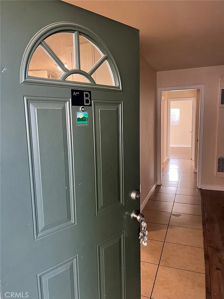 2 bed, 1000 sqft, $2,000 — Photo 3