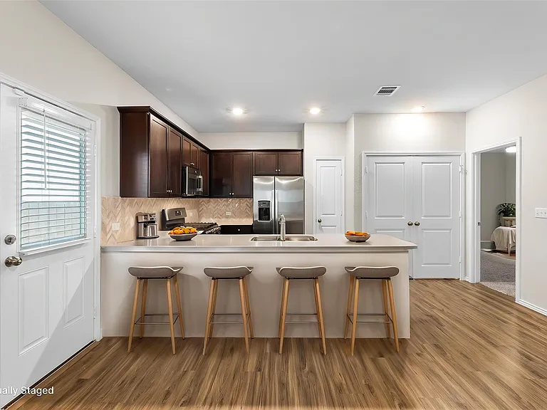 2537 Forgetmenot Ln — Photo 2