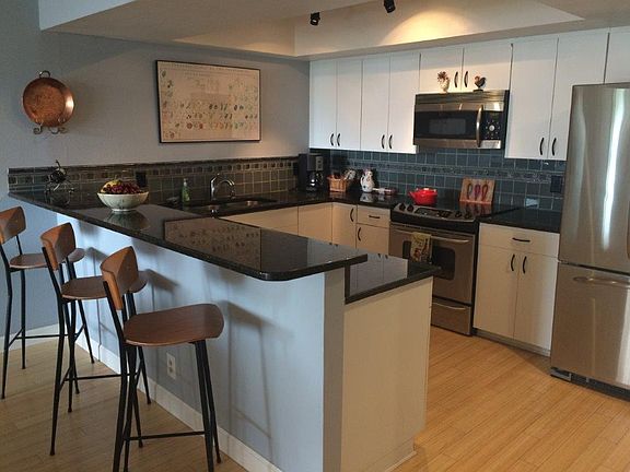 3rd image of 1430 Gulf Blvd APT 405